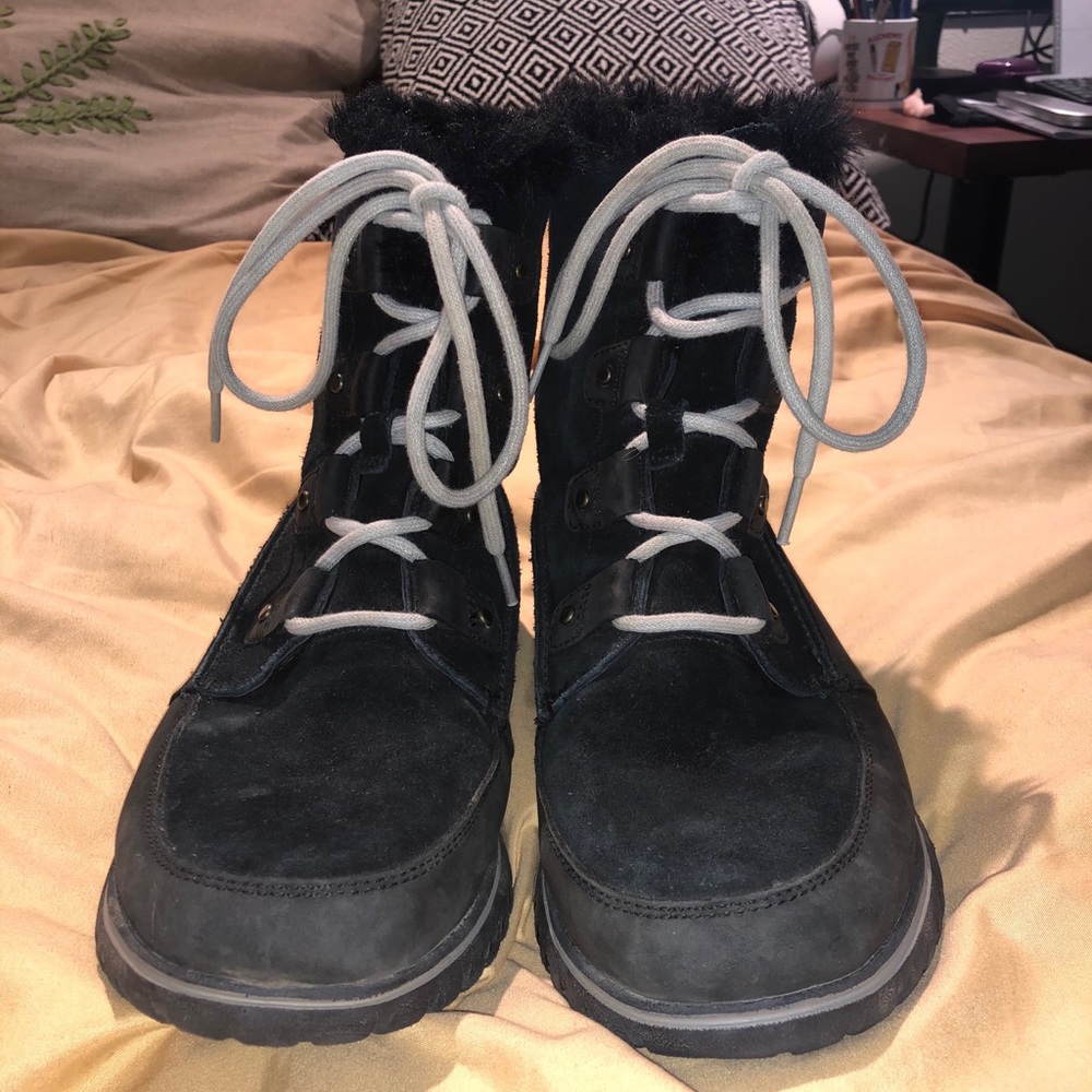 Sorel Winter Boots Size 10- fits like 9.5